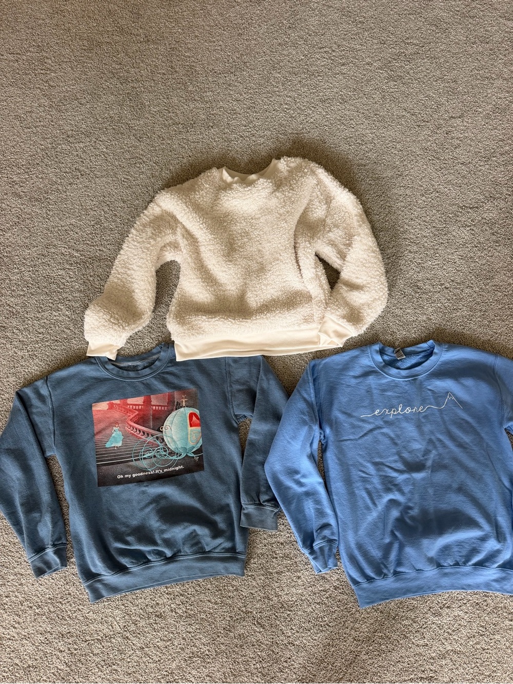 Bundle 3 women’s sweaters